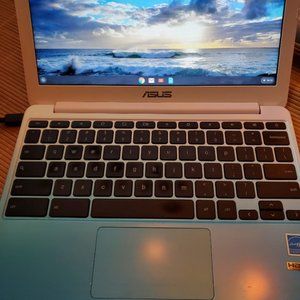 ASUS Chrome Book // Model: C201P